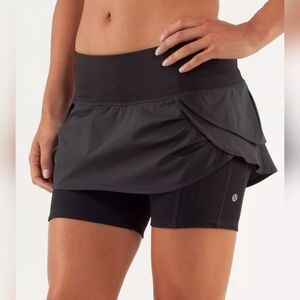 Lululemon Athletica Speed Squad Skort Black Activewear Pocket Runing Shorts Sz 4